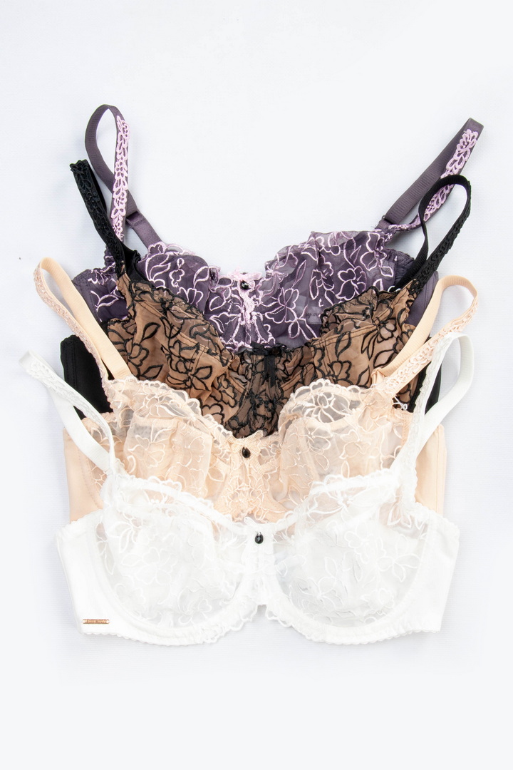 Бюстгальтер 